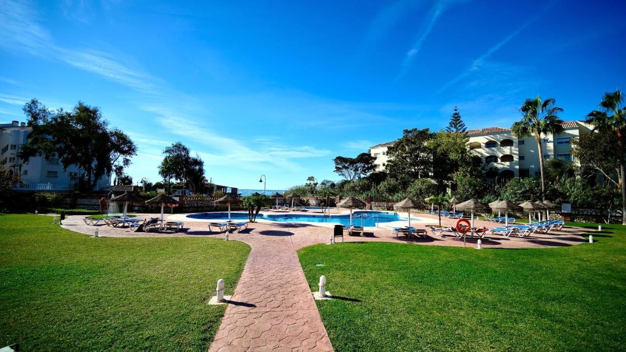 Marbella Beach Resort At Club Playa Real Exteriér fotografie